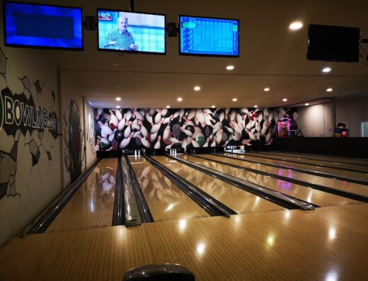 Bowling Bar