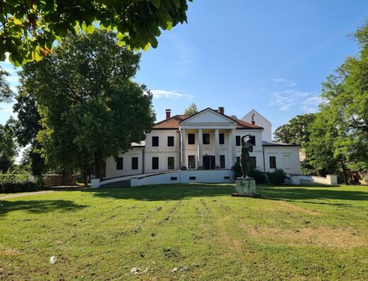 Gradska knjižnica i čitaonica “Metel Ožegović” Varaždin, Odjel za djecu