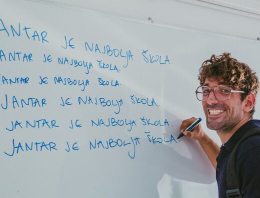 Jantar škola stranih jezika